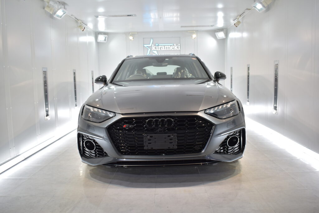 【Audi RS４】カーコーティング大阪