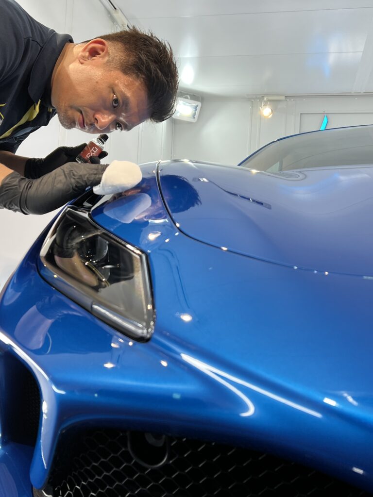 神戸コーティング専門店FerrariF8スパイダー