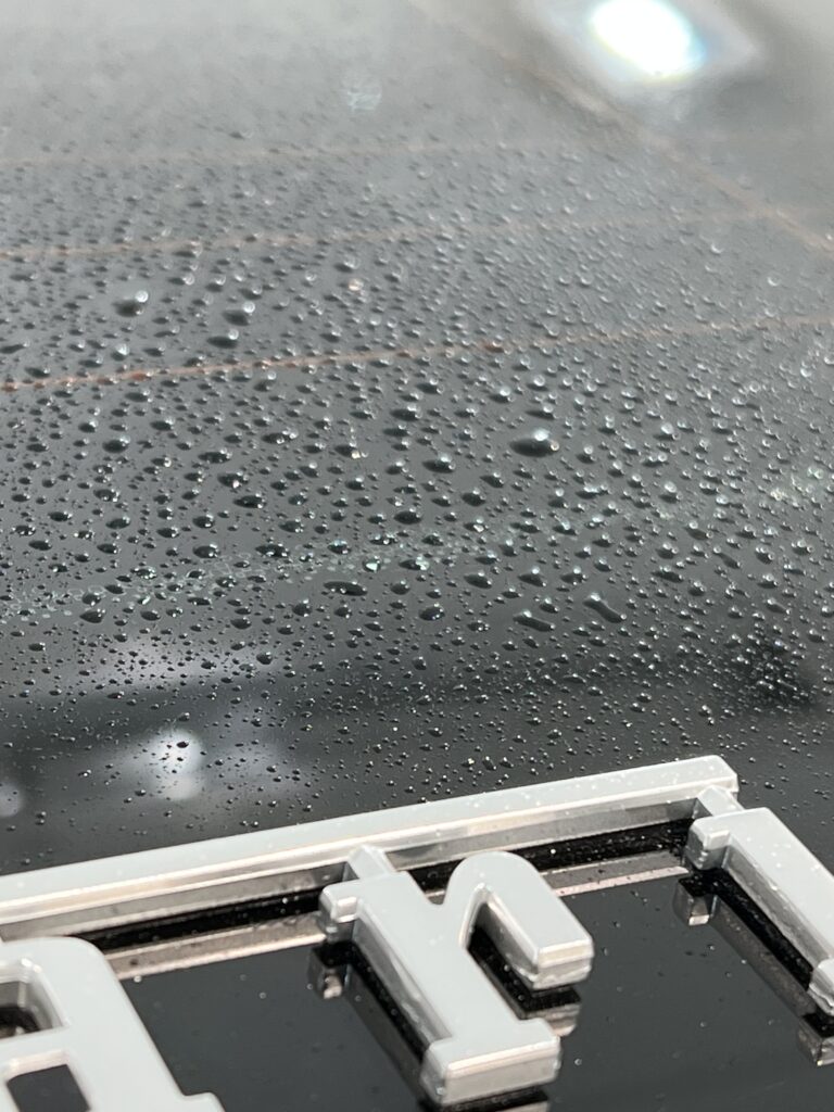 梅雨ウインドウコーティング窓硝子