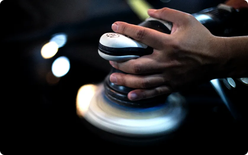 コーティング作業のイメージ写真