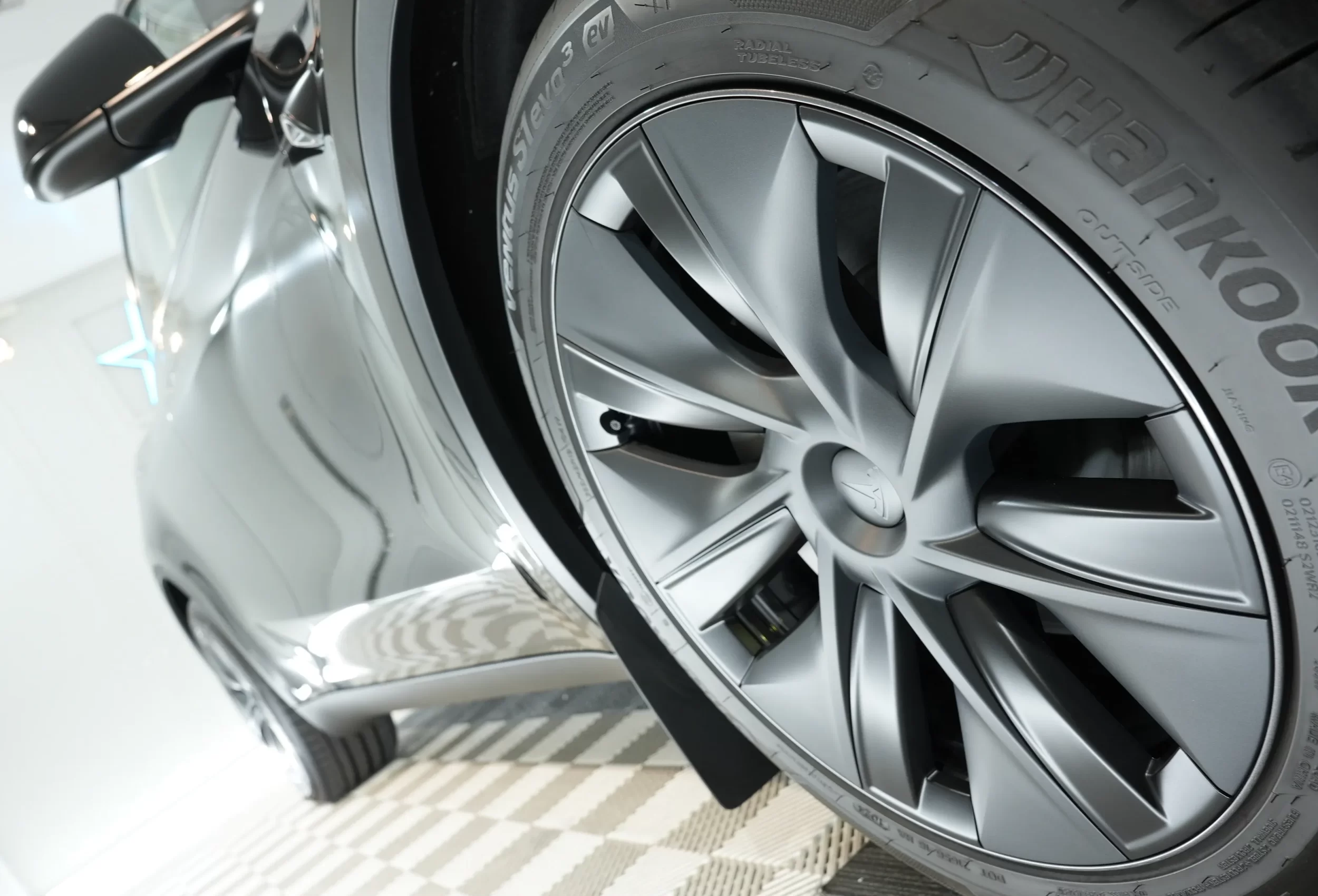 テスラコーティング,大阪テスラコーティング,神戸テスラコーティング