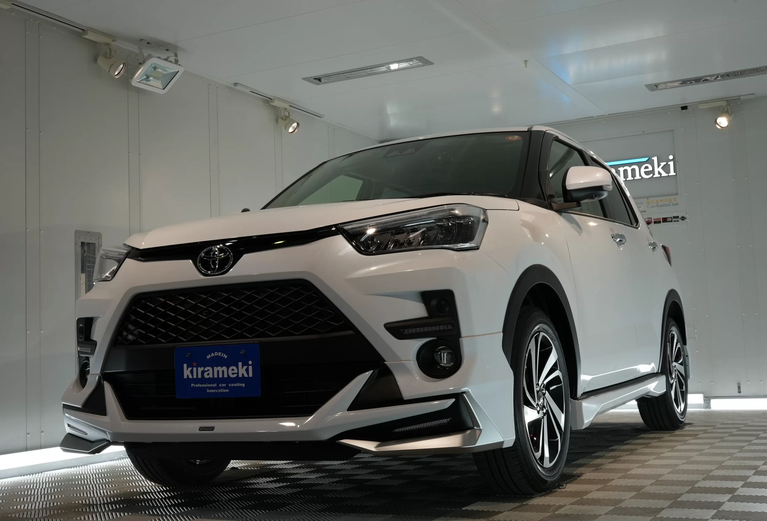 トヨタライズコーティング,セラミックコーティング,サーブフェイス,大阪コーティング専門店,神戸コーティング専門店