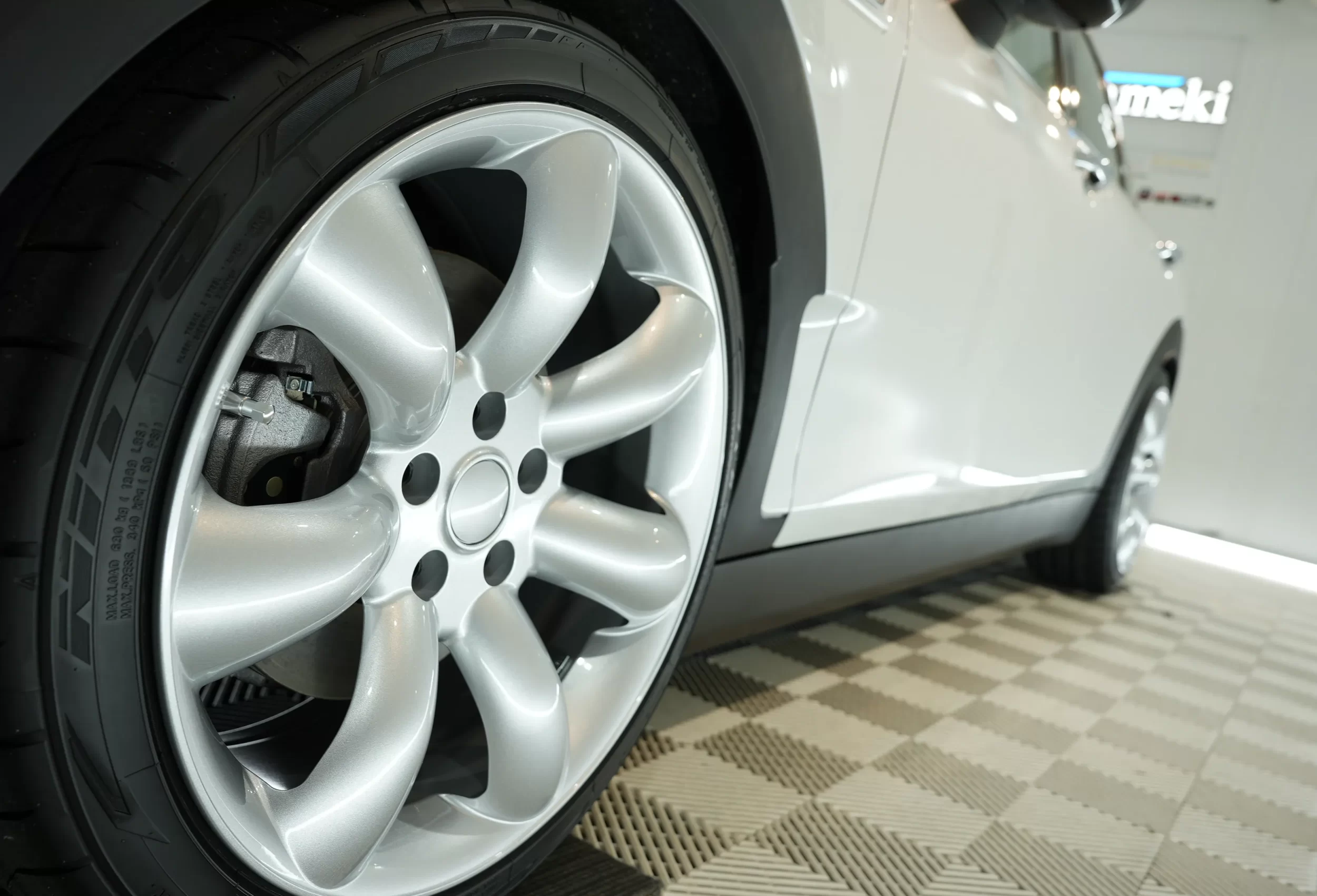 ミニコーティング,大阪カーコーティング,神戸カーコーティング,セラミックコーティング