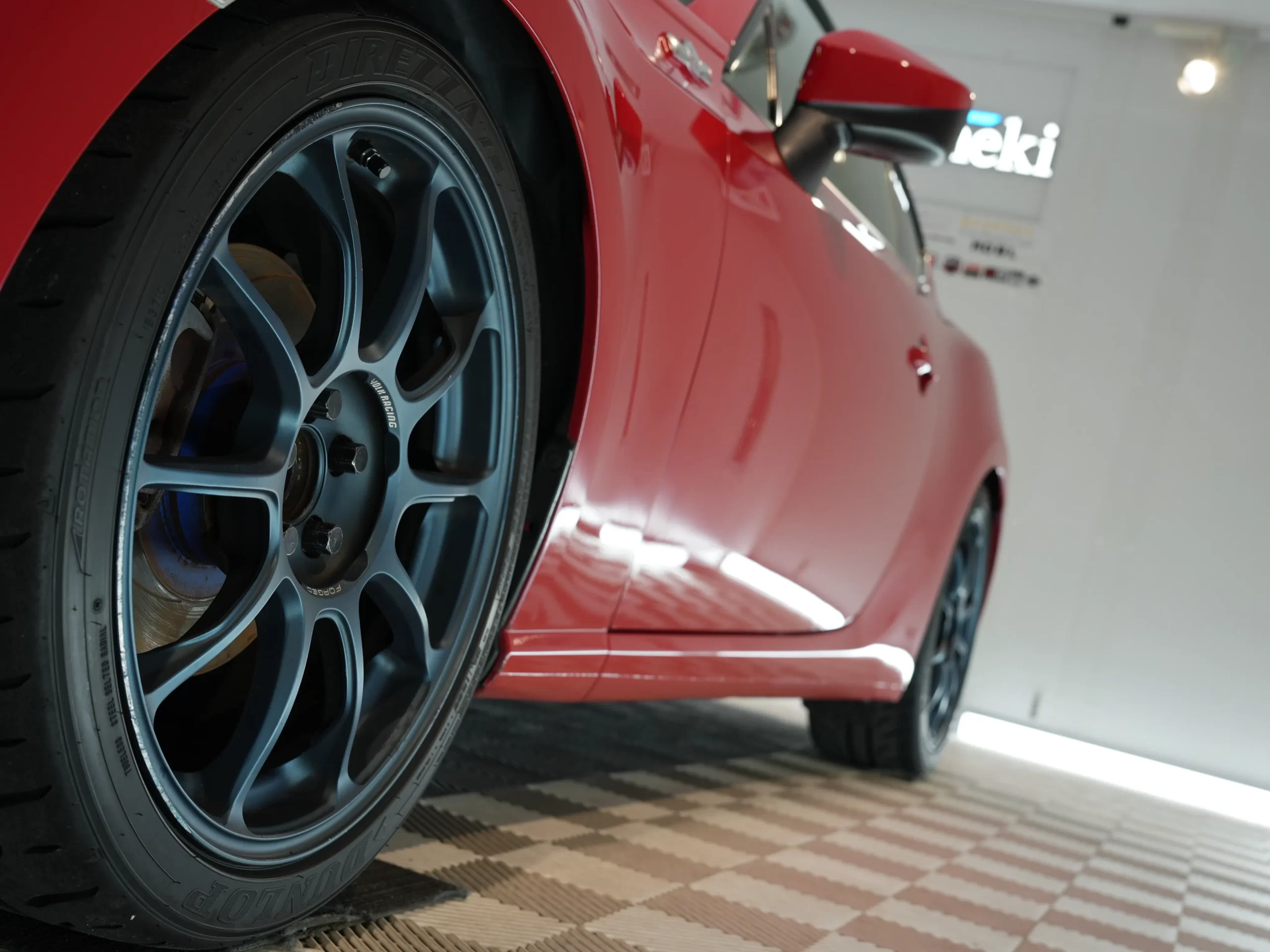 トヨタ８６磨きコーティング,経年車中古車コーティング,大阪カーコーティング,神戸カーコーティング