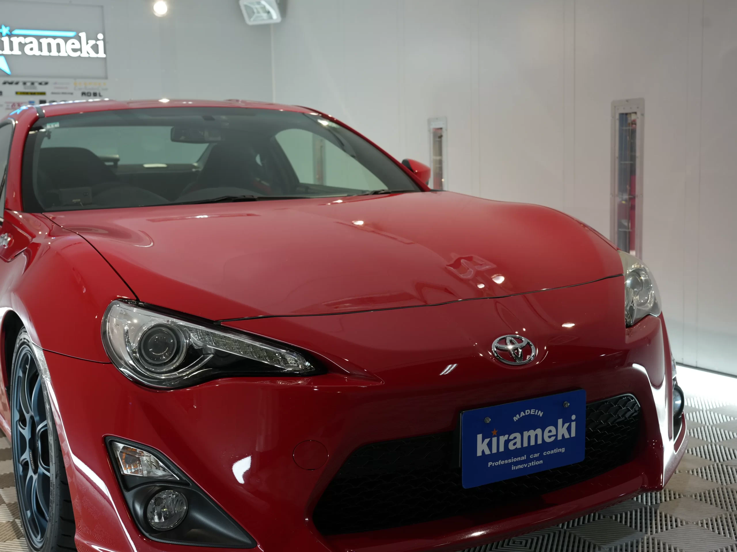 トヨタ８６磨きコーティング,経年車中古車コーティング,大阪カーコーティング,神戸カーコーティング