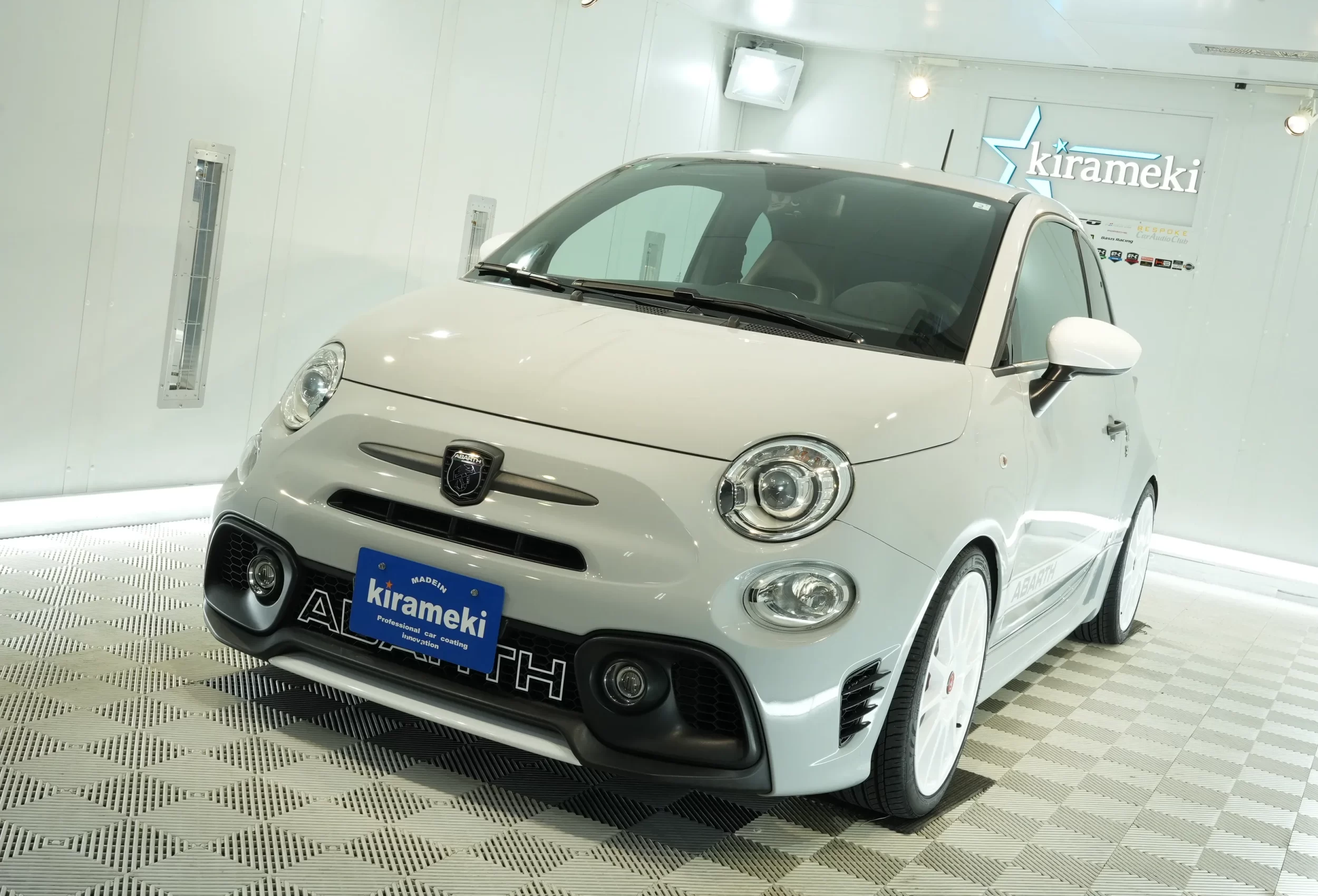 アバルト595コーティング,大阪カーコーティング,神戸カーコーティング