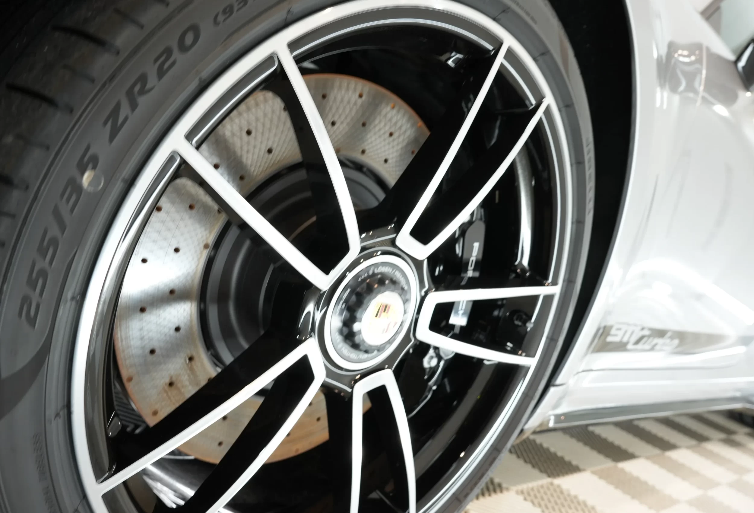 ポルシェコーティング,ジーテクニック,セラミックコーティング,大阪カーコーティング,神戸カーコーティング