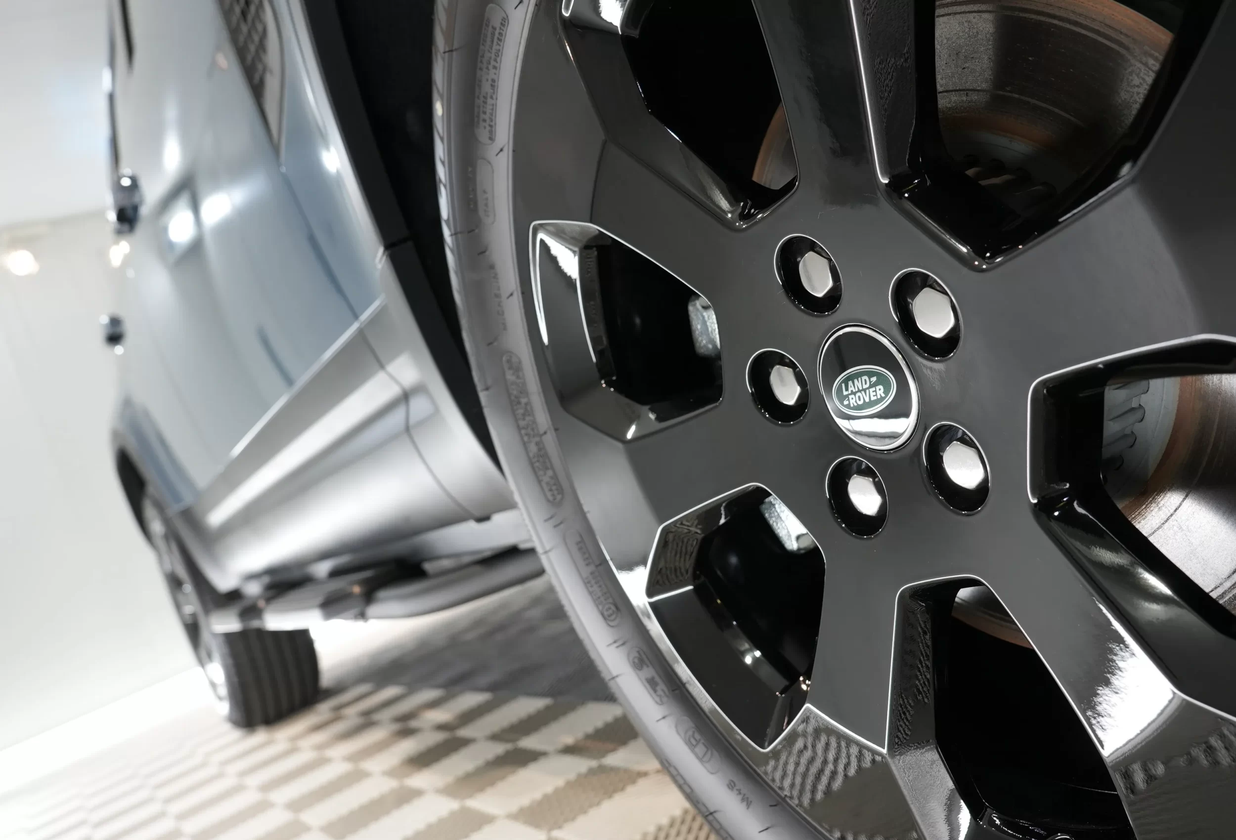 ディフェンダーコーティング,ナシオール,西宮コーティング専門店,大阪コーティング専門店,神戸コーティング専門店