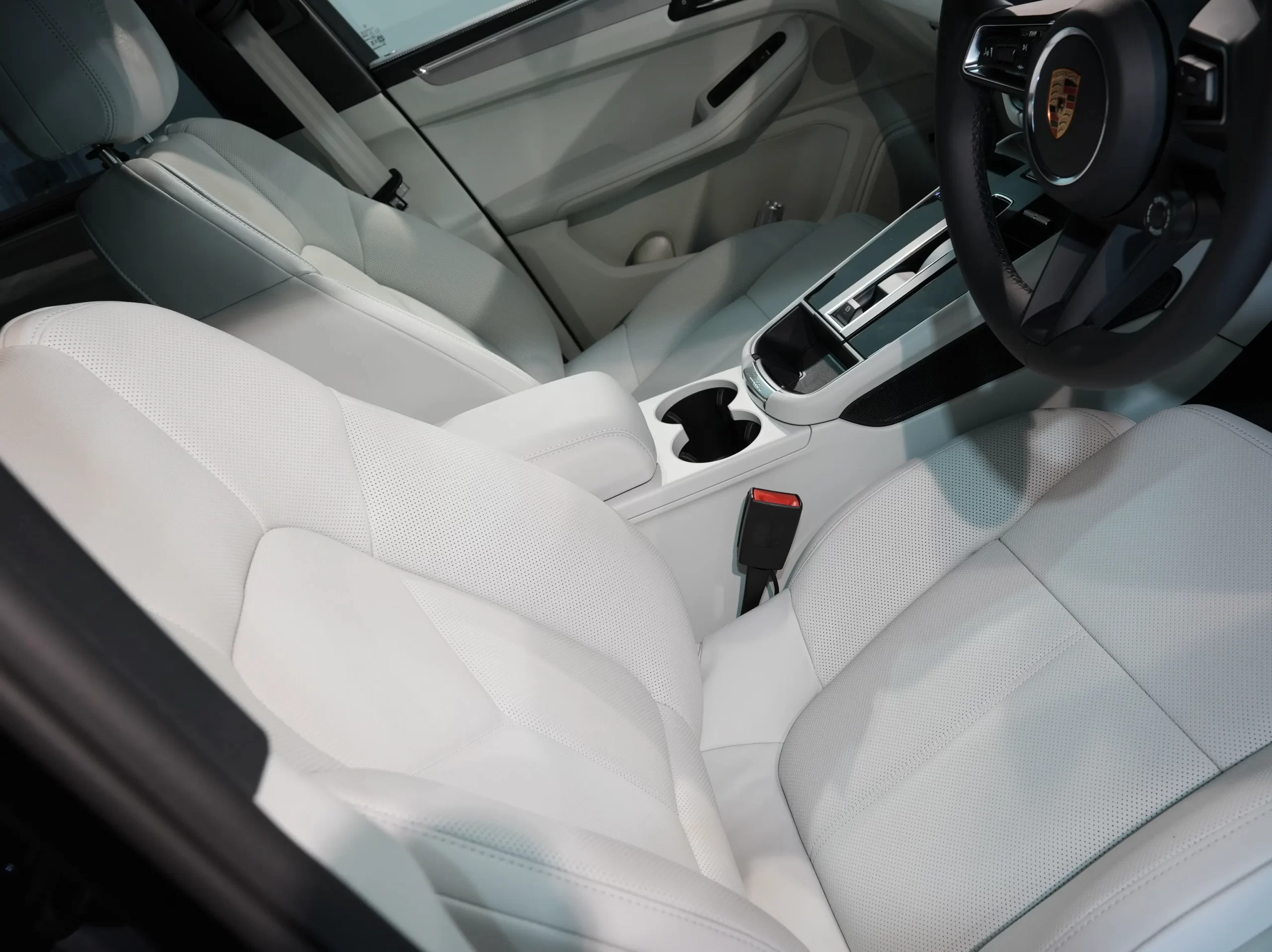 ポルシェコーティング,マカンコーティング大阪・兵庫コーティング専門店、