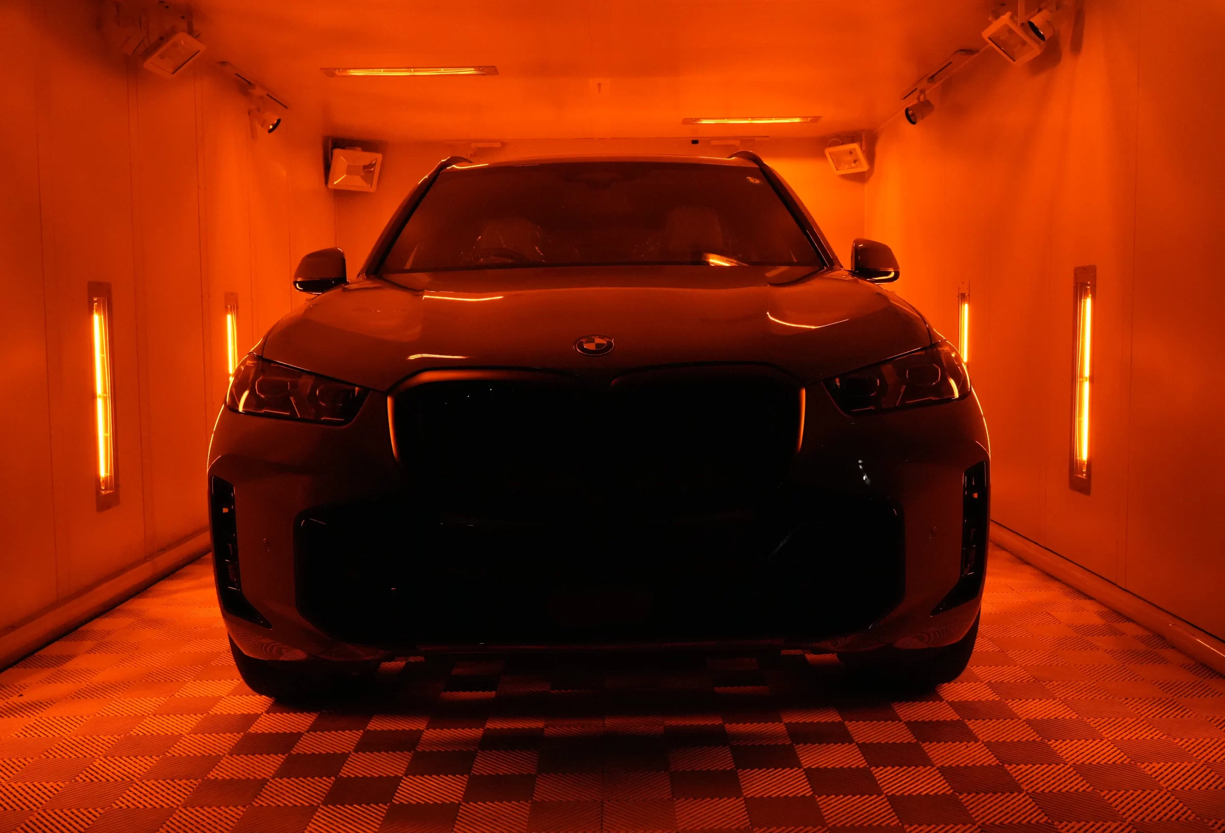 BMWX5コーティング,サーブフェイス,セラミックコーティング,大阪コーティング専門店,神戸コーティング専門店