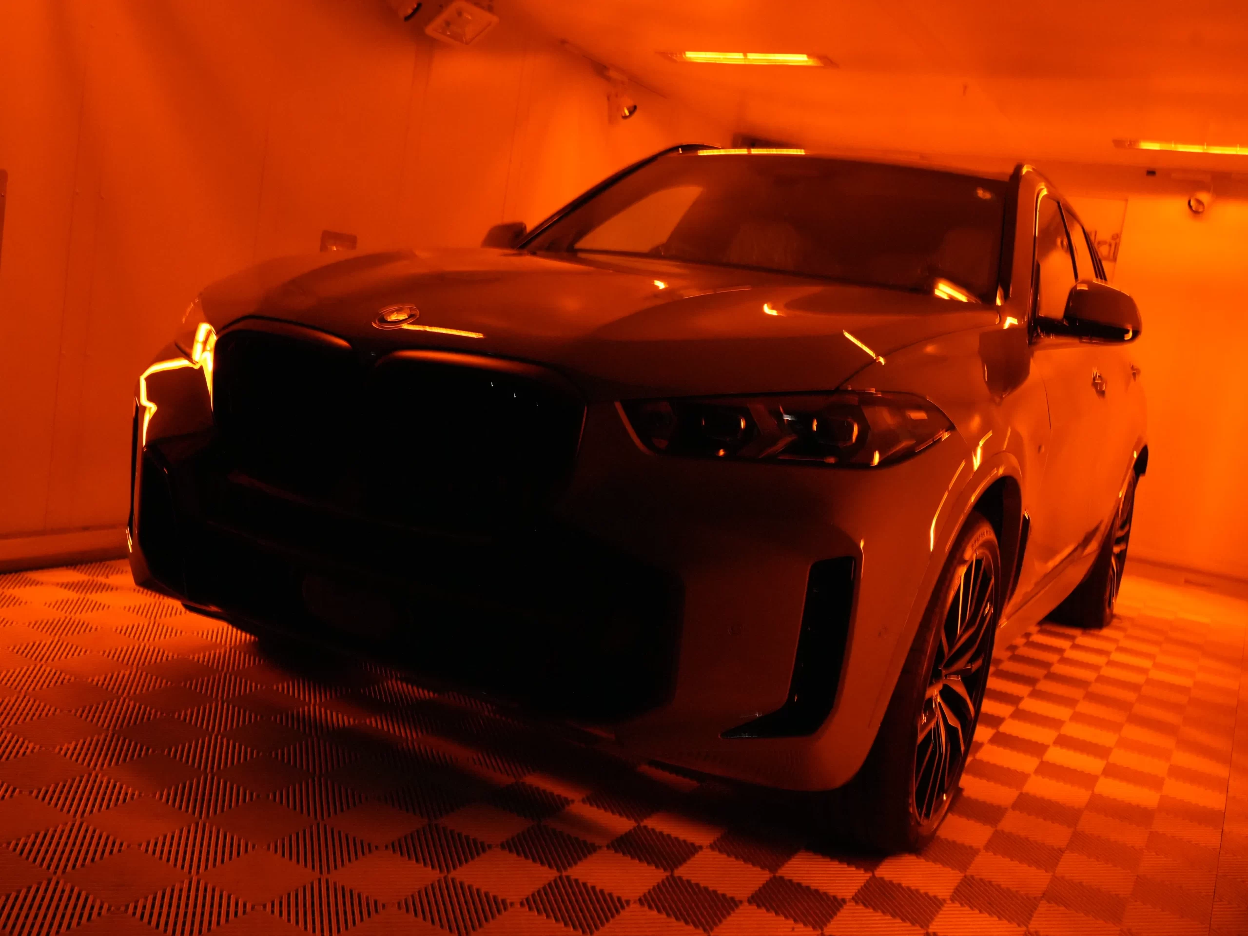 BMWX5コーティング,サーブフェイス,セラミックコーティング,大阪コーティング専門店,神戸コーティング専門店