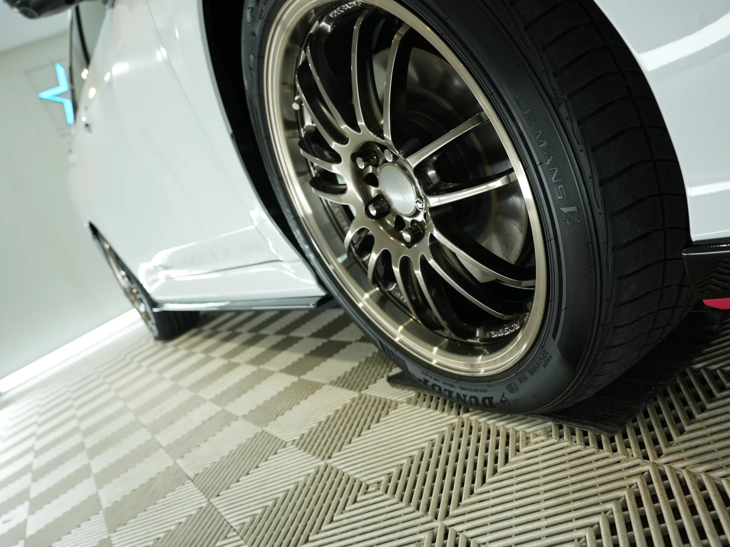 スバルレヴォーグコーティング,大阪コーティング専門店,神戸コーティング専門店,洗車