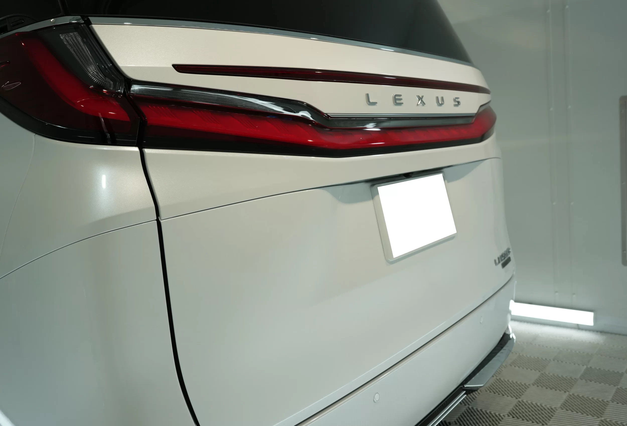 LEXUSLMコーティング,西宮コーティング専門店,神戸市コーティング専門店,宝塚コーティング専門店