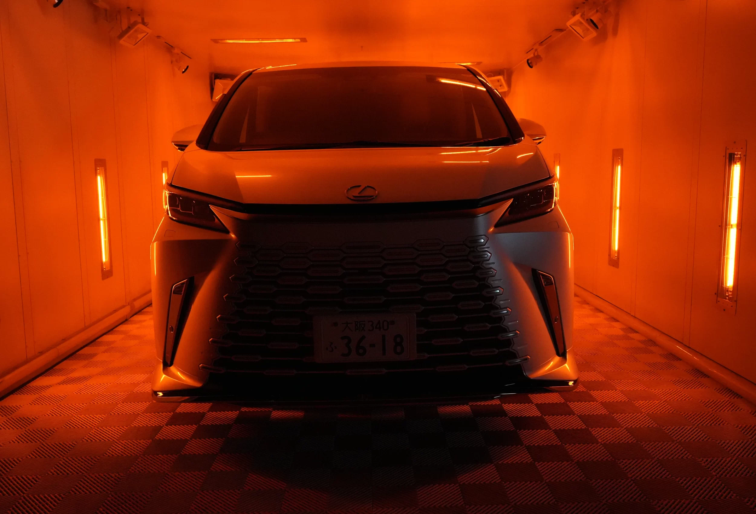 LEXUSLMコーティング,西宮コーティング専門店,神戸市コーティング専門店,宝塚コーティング専門店