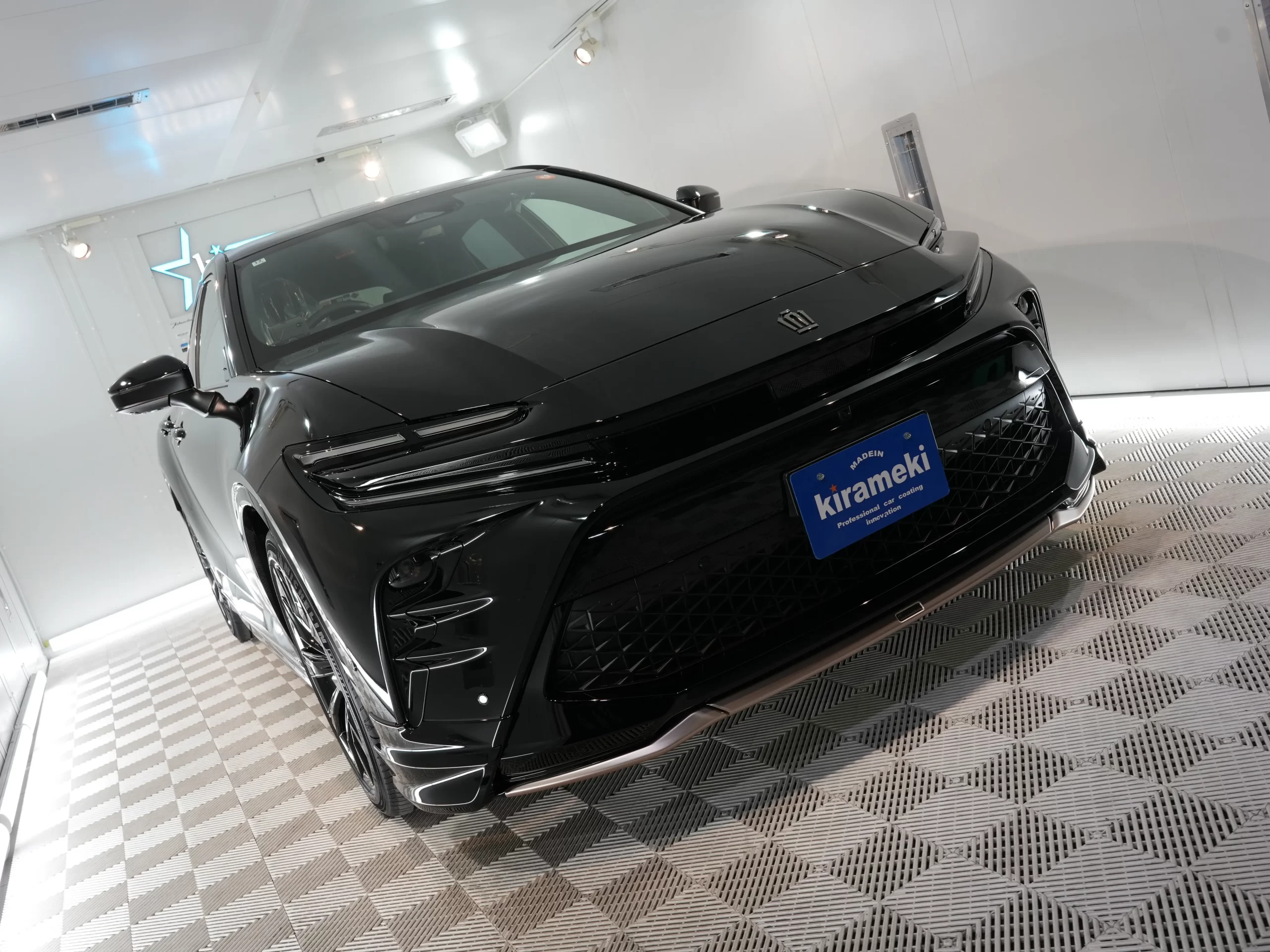 クラウンスポーツコーティング,黒い車洗車方法,車キズ,西宮コーティング専門店,宝塚コーティング専門店