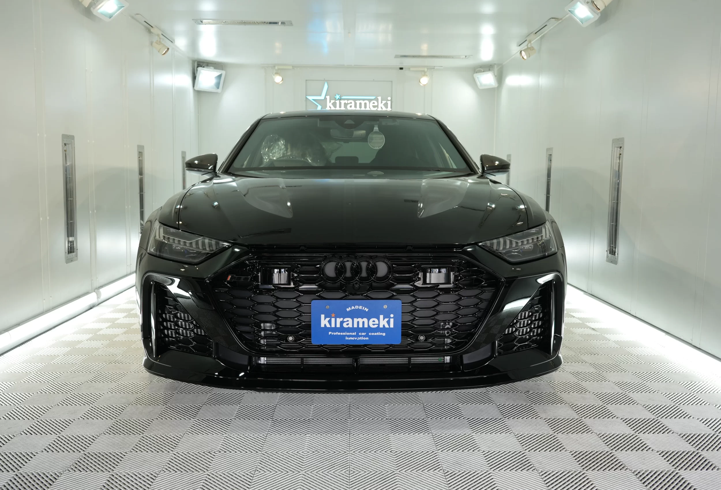 アウディ RS 6 GT ガラスコーティング施工 正面全景 兵庫 大阪 kirameki