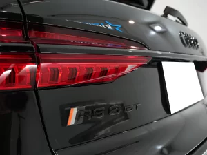 アウディ RS 6 GT リアエンブレム テールランプ コーティング施工 兵庫 大阪 kirameki