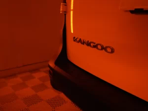 カングー KANGOO エンブレム 赤外線照射 焼き付け乾燥 kirameki