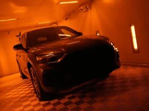 アウディ Q5 赤外線ヒーター 焼き付け完全硬化 兵庫 大阪 kirameki